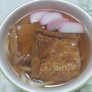 KUMIKOの作ってみた!投稿(【基本のきつねうどん】簡単!絶品!甘辛お揚げとお出汁が激うま)