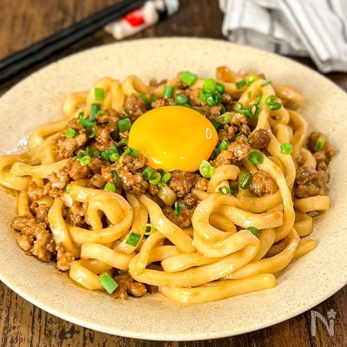 【やみつき混ぜうどん】秒で完成、濃厚すぎて沼るやつ。