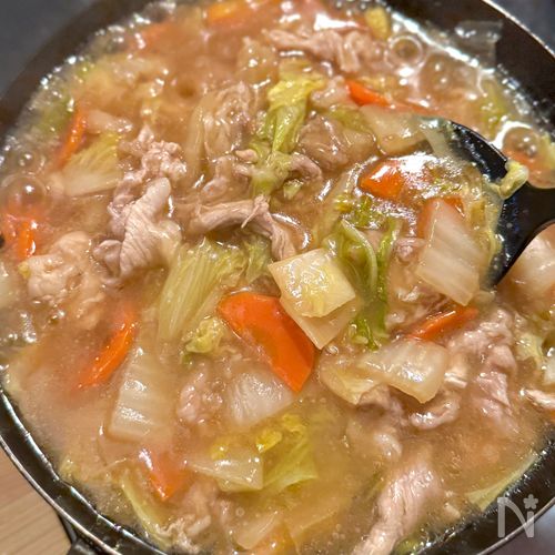 豚肉とたっぷり野菜のあんかけ焼きそば