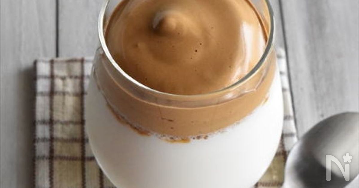 ダルゴナ風いちごミルクのレシピ