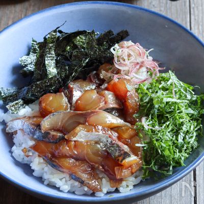 お刺身さえあれば♪火も使わない【あじの漬け丼】