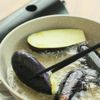 なすの揚げびたし【定番おばんざい】の工程3