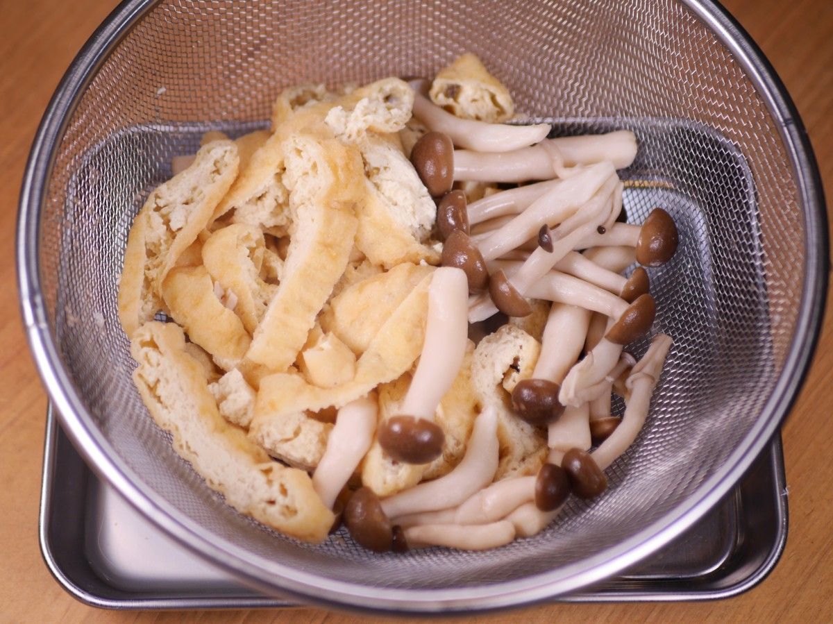 1分おつまみシリーズ③しめじと油揚げのやみつきネギポン酢😋 | レシピ