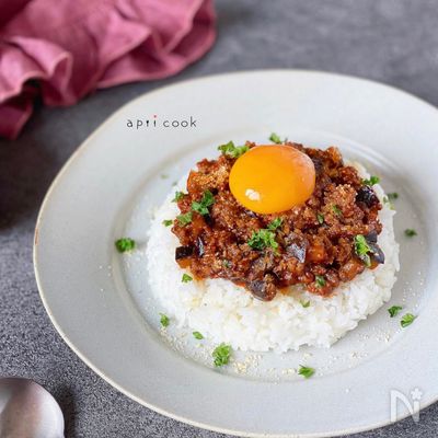 ミートなす丼