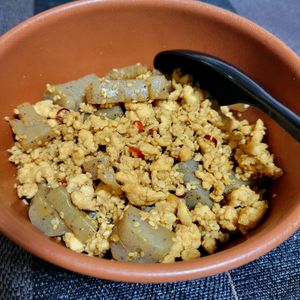 ヴェルの作ってみた!投稿(包丁なしで超速攻！鶏ひき肉とこんにゃくのご飯進む胡麻だく甘辛)