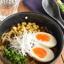 【松茸のお吸い物でカレーラーメン】ご飯が欲しくなる!
