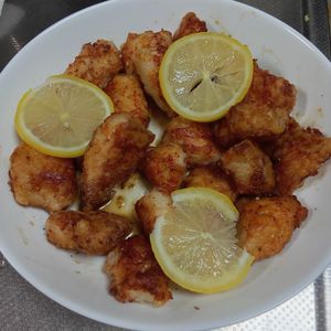 鶏皮坊主の作ってみた!投稿(【レモンペッパーチキン】夏にピッタリ🍋🍃)