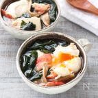 【食べるスープ】豆腐、わかめ、カニカマ、メンマの中華スープ