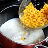 米粉でなめらかとろみづけ！コーン缶で簡単コーンスープの工程4