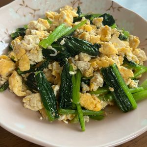 iko298130の作ってみた!投稿(【小松菜と豆腐とじゃこの卵炒め】栄養満点パパッと1品◎)