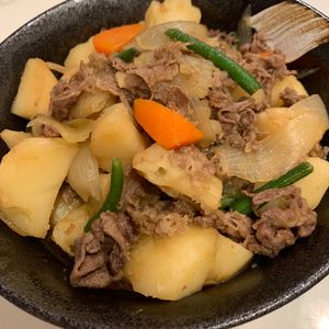ぐ〜たら子の作ってみた!投稿(肉じゃが)
