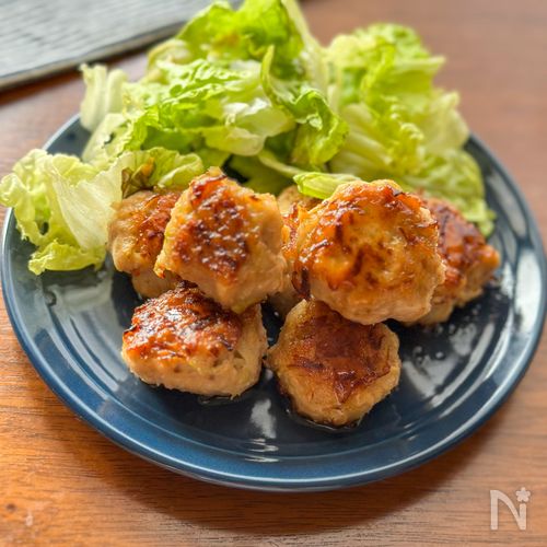 ワンパン10分!ふわっふわに作れる「キャベツつくね」