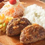 家族が大絶賛！【ポテサラパケットハンバーグ】
