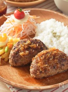 家族が大絶賛！【ポテサラパケットハンバーグ】