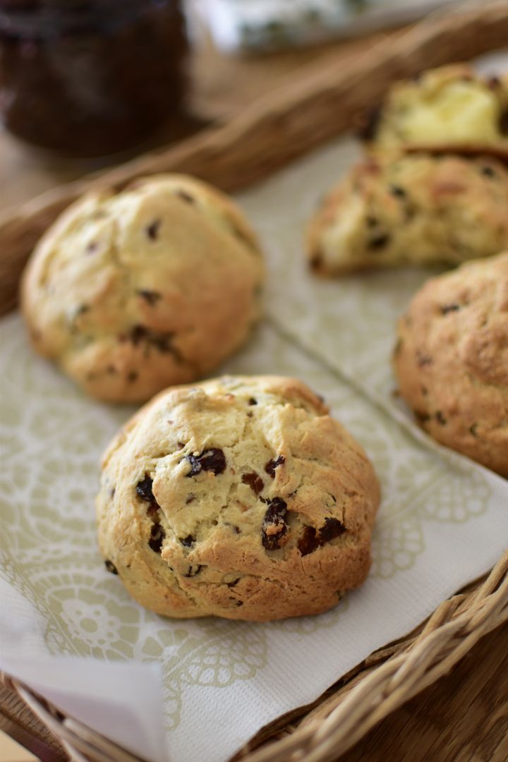 30分で！たっぷりレーズンパン | レシピサイトNadia