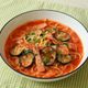 ナスとベーコンのトマトスープ麺