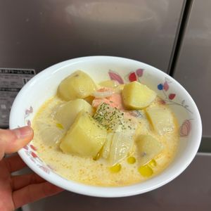 ケの作ってみた!投稿(【豆乳で作る北欧風サーモンスープ】思い出の味のロヒケイット♪)