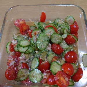 1374230の作ってみた!投稿(さっと副菜☆『きゅうりとミニトマトの中華ツナサラダ』)