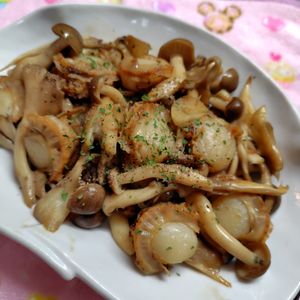 コスモスの作ってみた!投稿(【ハマる♡作り置きにも〜！！】ベビーホタテときのこのマリネ)