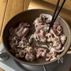 ワンパン10分！【豚こま肉とじゃがいもの甘辛ガーリック炒め】の工程3