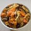 楽ラク手抜キッチン🐶🐾の作ってみた!投稿(旨味たっぷり♪鮭としいたけの炊き込みごはん)