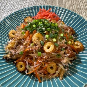 楽ラク手抜キッチン🐶🐾の作ってみた!投稿(簡単でボリューム満点！焼かない焼きそば【火を使わない】)