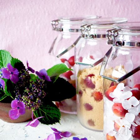 梅仕事 ミスなでしこ ピンク色の梅で梅シロップ実験 By 道添明子 あーぴん レシピサイト Nadia ナディア プロの料理家のおいしいレシピ