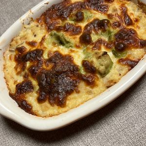 チョメ奴の作ってみた!投稿(容器1つで簡単♪火を使わず作れる「ふわふわ豆腐グラタン」)