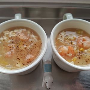 はるにゃんこの作ってみた!投稿(【エビとコーンの中華スープ】おかわり止まらん♡絶品スープ！)