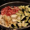 【ご飯が進む】豚肉ナスエリンギのピリ辛胡麻味噌炒めの工程2