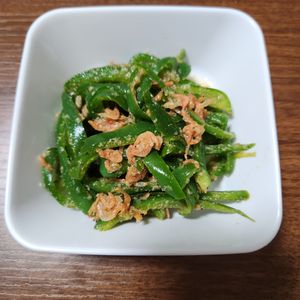 とももの作ってみた!投稿(【３分副菜】レンジで簡単♪ピーマンと桜えびの胡麻和え)