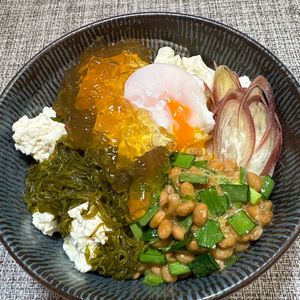 楽ラク手抜キッチン🐶🐾の作ってみた!投稿(崩し豆腐でニラたま納豆ごはん♡)