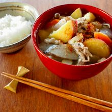 【さつまいも入り豚汁】だしいらずで栄養満点コクうま豚汁♪