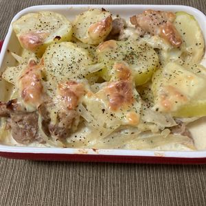 あすかの作ってみた!投稿(チキンとポテトのクリーミーグラタン)