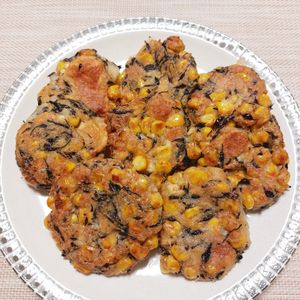 よっこの作ってみた!投稿(【ひじきとコーンの焼きがんも】包丁不要で楽ちん♪)