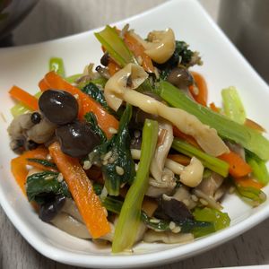 みーこの作ってみた!投稿(【きのこの甘辛和え】5分 忙しい日もさっとできる腸活副菜)