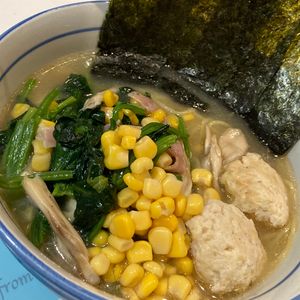 すみれの作ってみた!投稿(5分で作れてちゃんとウマい！おうちでも簡単「味噌ラーメン」)