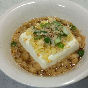 ひろりぃの作ってみた!投稿(【あったか揚げ玉お豆腐】3分で完成！)