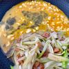 【ネギたっぷり焼き鳥缶とふわたま炒め】簡単すぎるけど美味しいの工程2