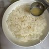 白だしで彩り鮮やか　サーモンとアボカドのポキ丼　の工程7