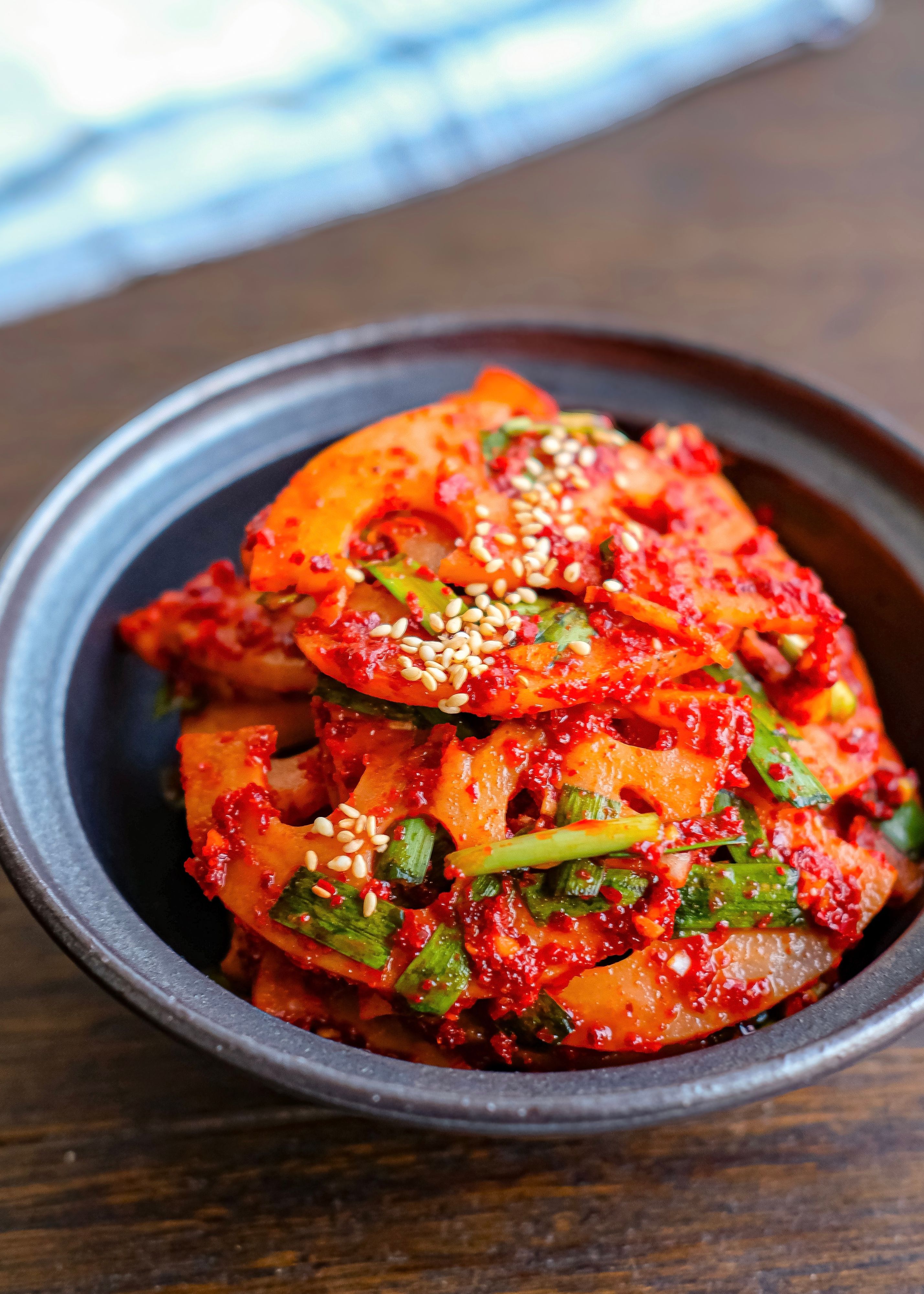キムチマン シャキシャキ食感がやみつき！！れんこんの即席キムチ | レシピサイトNadia