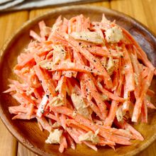 5分で完成！【ツナマヨにんじんサラダ】隠し味でやみつきの味♩