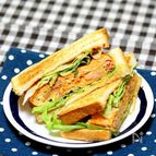夏休みにいかが？「残ったナポリタンでオムレツ風エッグサンド」