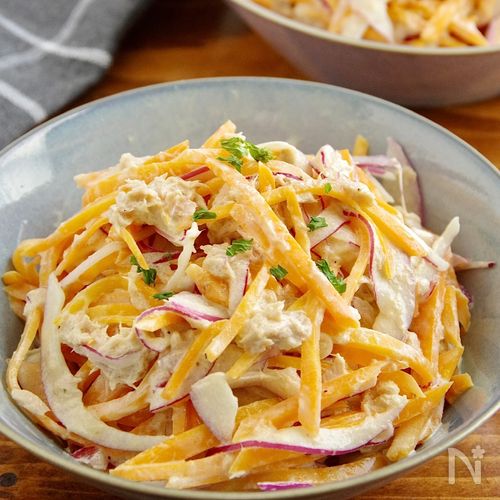 副菜に！にんじんと紫玉ねぎのツナマヨ