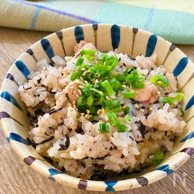 プチプチ食感がクセになる♡たらことひじきの炊き込みごはん