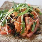 サーモンとトマトの塩昆布マリネ