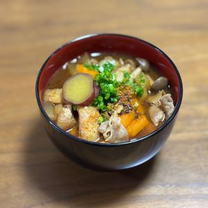 こむぎの作ってみた!投稿(ほっこり♩さつまいもときのこの豚汁)