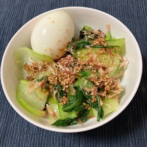 あすかの作ってみた!投稿(【チンゲン菜のごまおかかナムル】レンチン！箸がとまらない♪)
