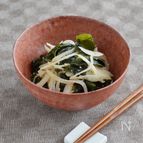 簡単！玉ねぎとわかめのナムル。ごま油が香る、あと一品の副菜♪
