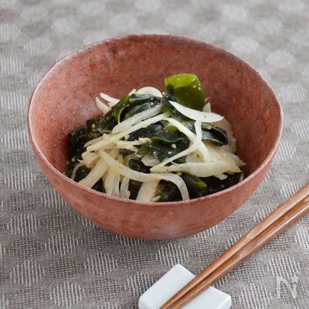 簡単 玉ねぎとわかめのナムル ごま油が香る あと一品の副菜 By いがらしかな レシピサイト Nadia ナディア プロの料理家のおいしいレシピ